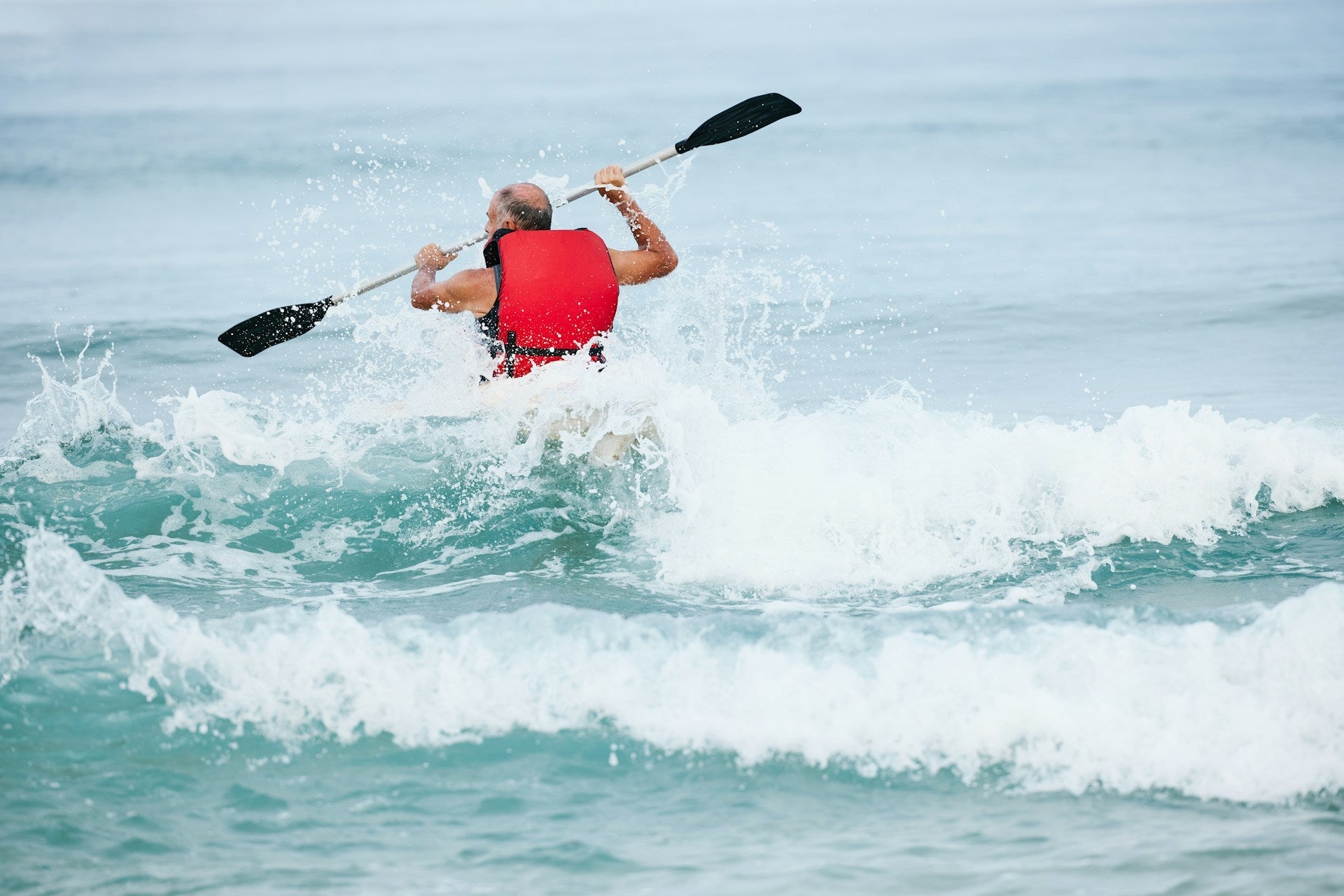 Tips for Surf Skiing in Rough Waters in NSW